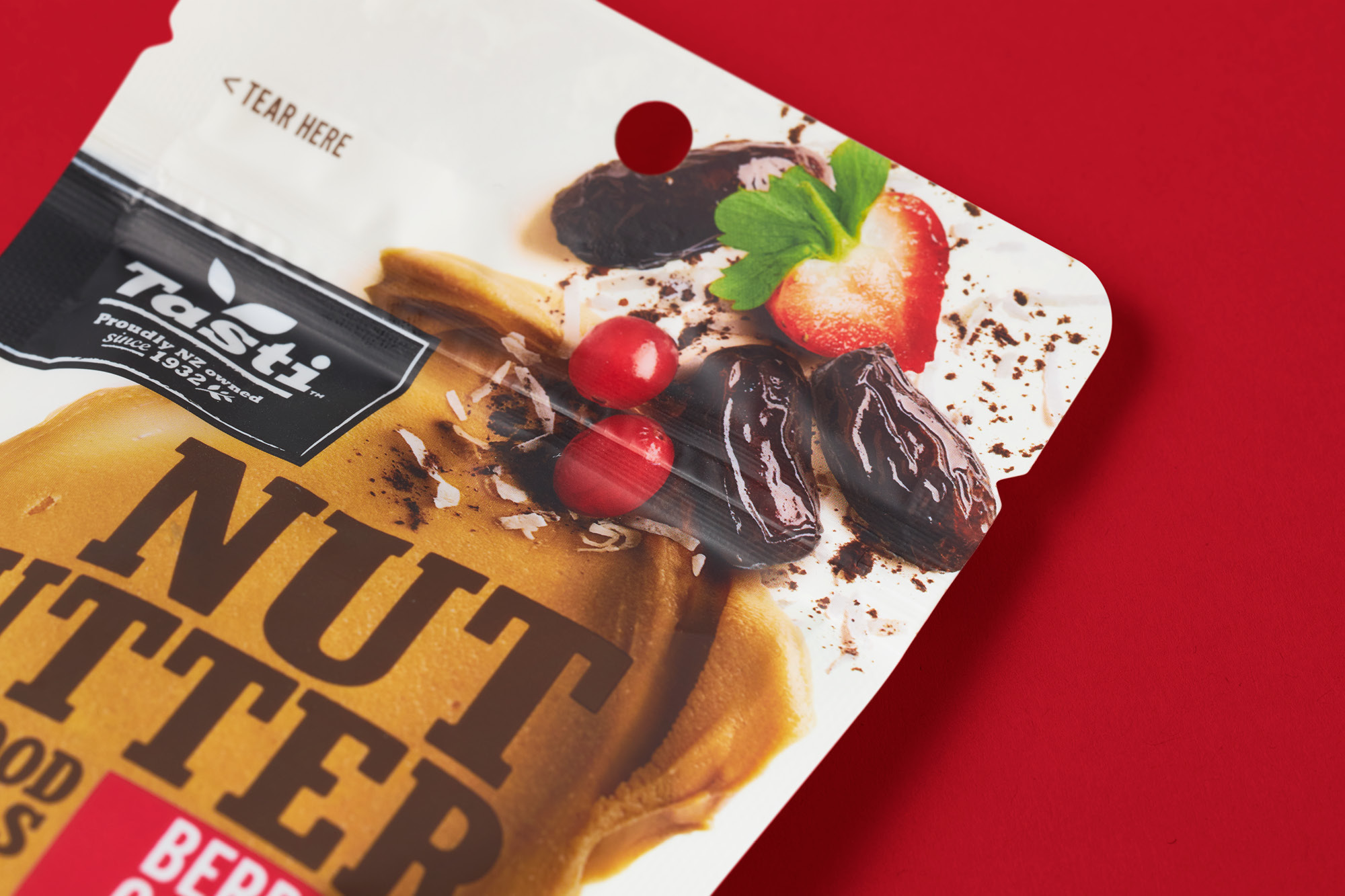 onfire design tasti nut butter packaging design 4